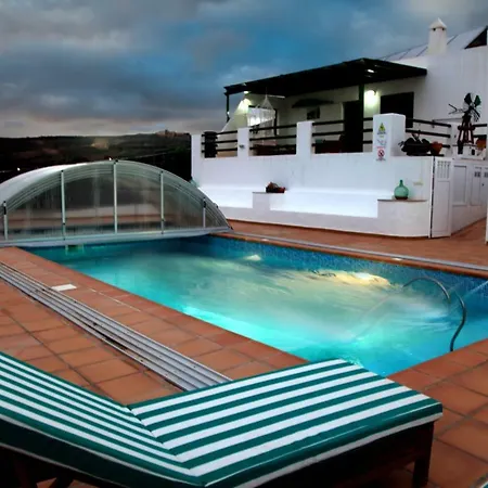 Casa Tinasoria * La Asomada (Lanzarote)